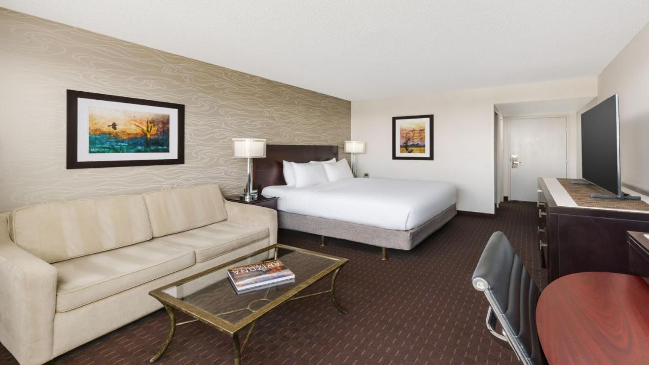 Hotel Crowne Plaza Airport - Phx By Ihg 3*